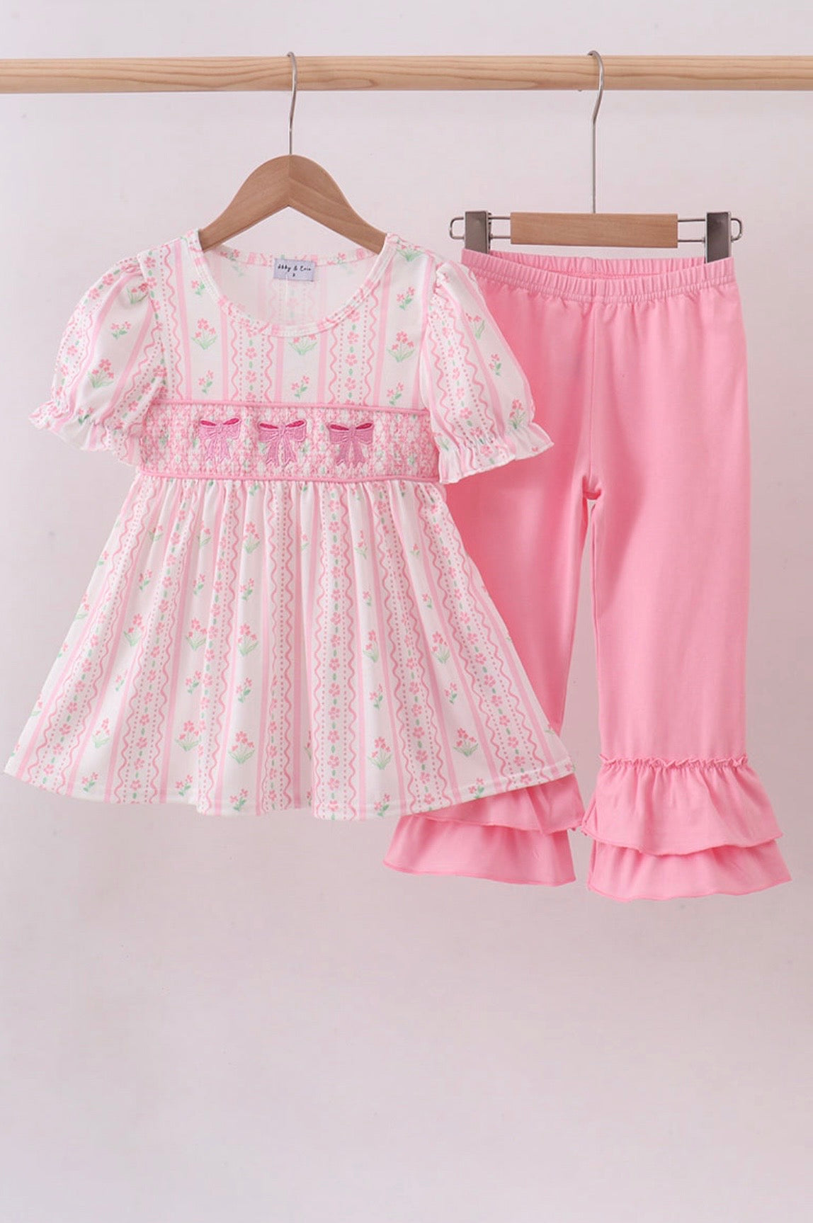 AE Pink bow pant set